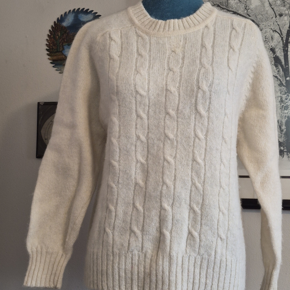 ​Pierre Cardin 100% Shetland Wool Crewneck Sweater Size Large